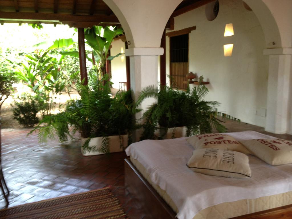 Hotel Portal De La Marquesa Mompós Esterno foto A bedroom at the hotel