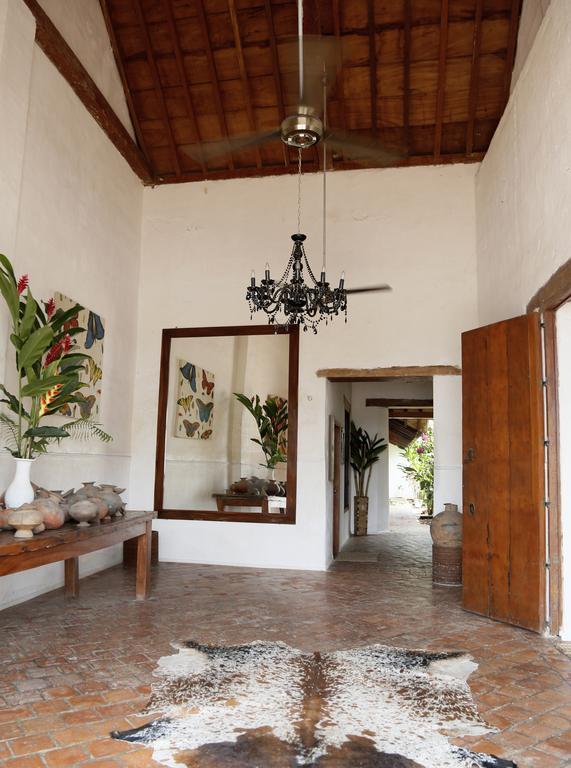 Hotel Portal De La Marquesa Mompós Esterno foto Interior of the house