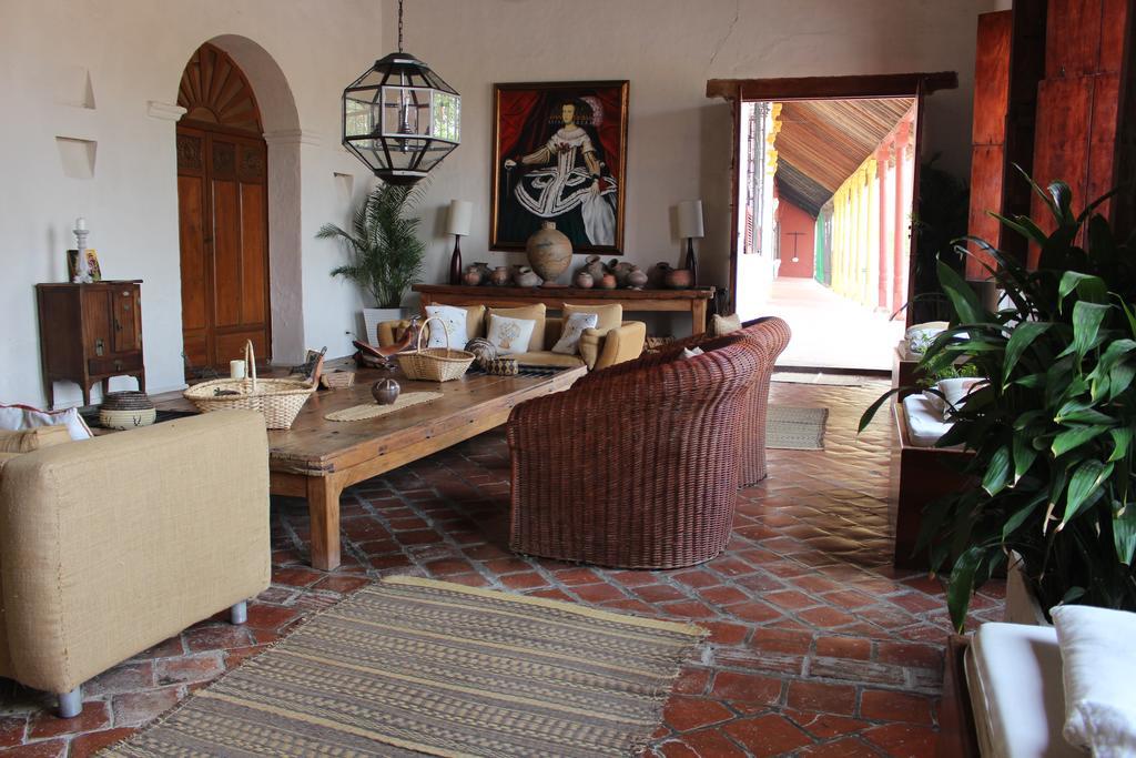 Hotel Portal De La Marquesa Mompós Esterno foto Interior of the house